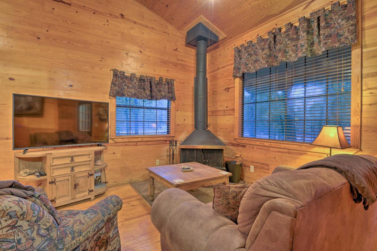 Willa Hochatown Hideaway With Hot Tub, Grill And Fire Pit! Stephens Gap Zewnętrze zdjęcie