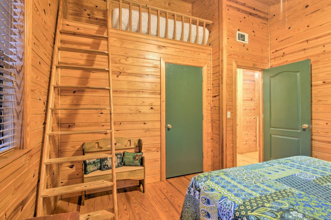 Willa Hochatown Hideaway With Hot Tub, Grill And Fire Pit! Stephens Gap Zewnętrze zdjęcie