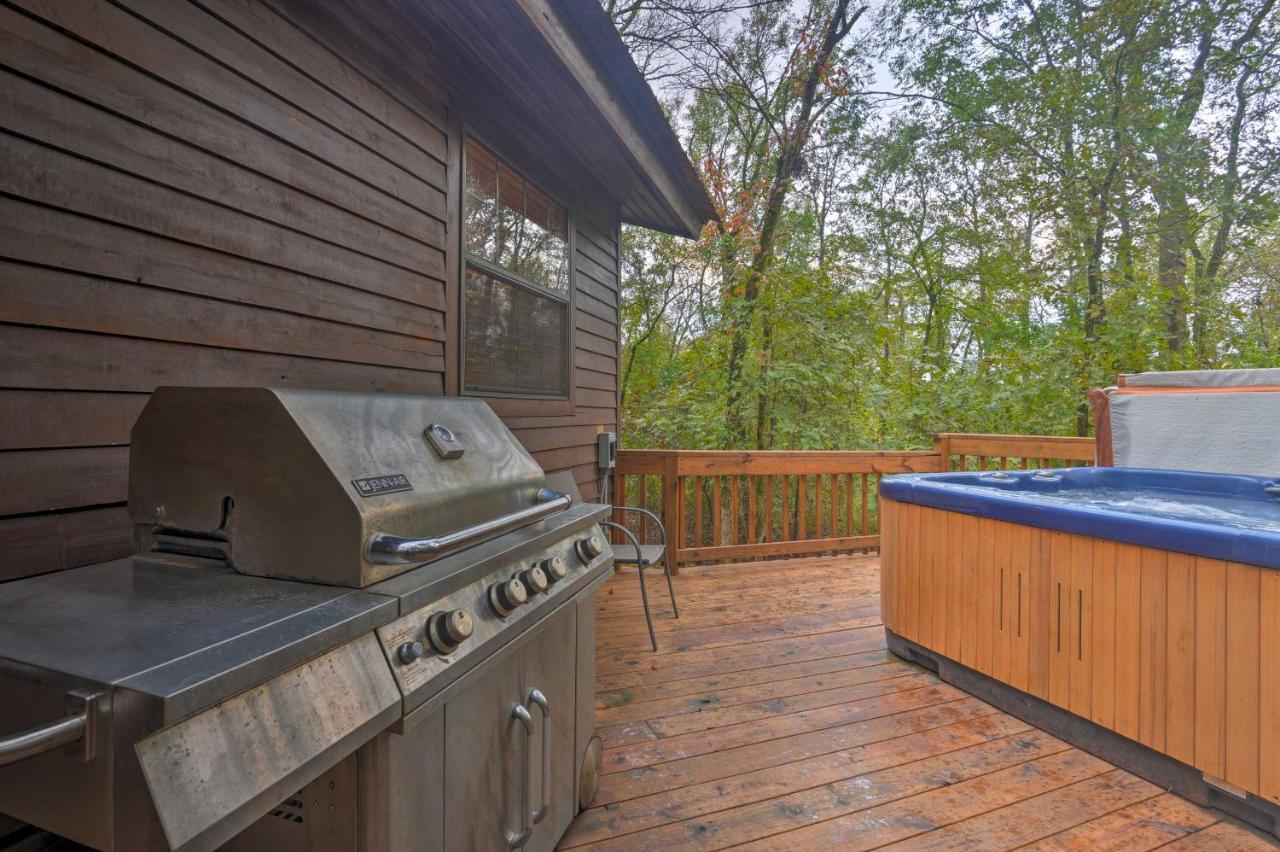 Willa Hochatown Hideaway With Hot Tub, Grill And Fire Pit! Stephens Gap Zewnętrze zdjęcie